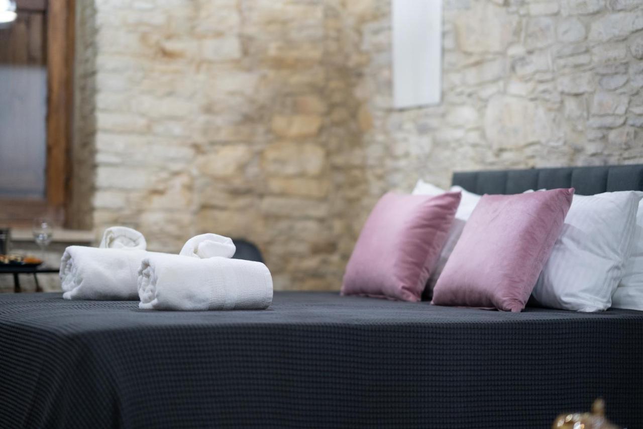 Eidyllio Luxury Suites Omodos Ngoại thất bức ảnh