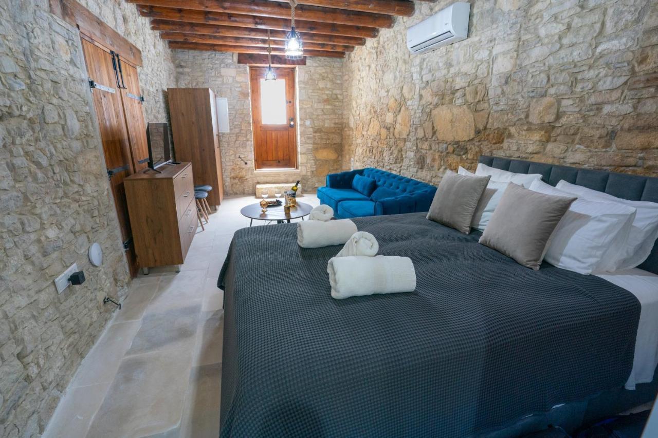 Eidyllio Luxury Suites Omodos Ngoại thất bức ảnh